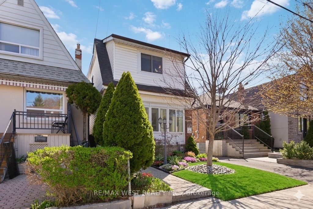 Photo of 79 King Edward Avenue, Toronto, ON M4C 5J5 (MLS # E13109116)