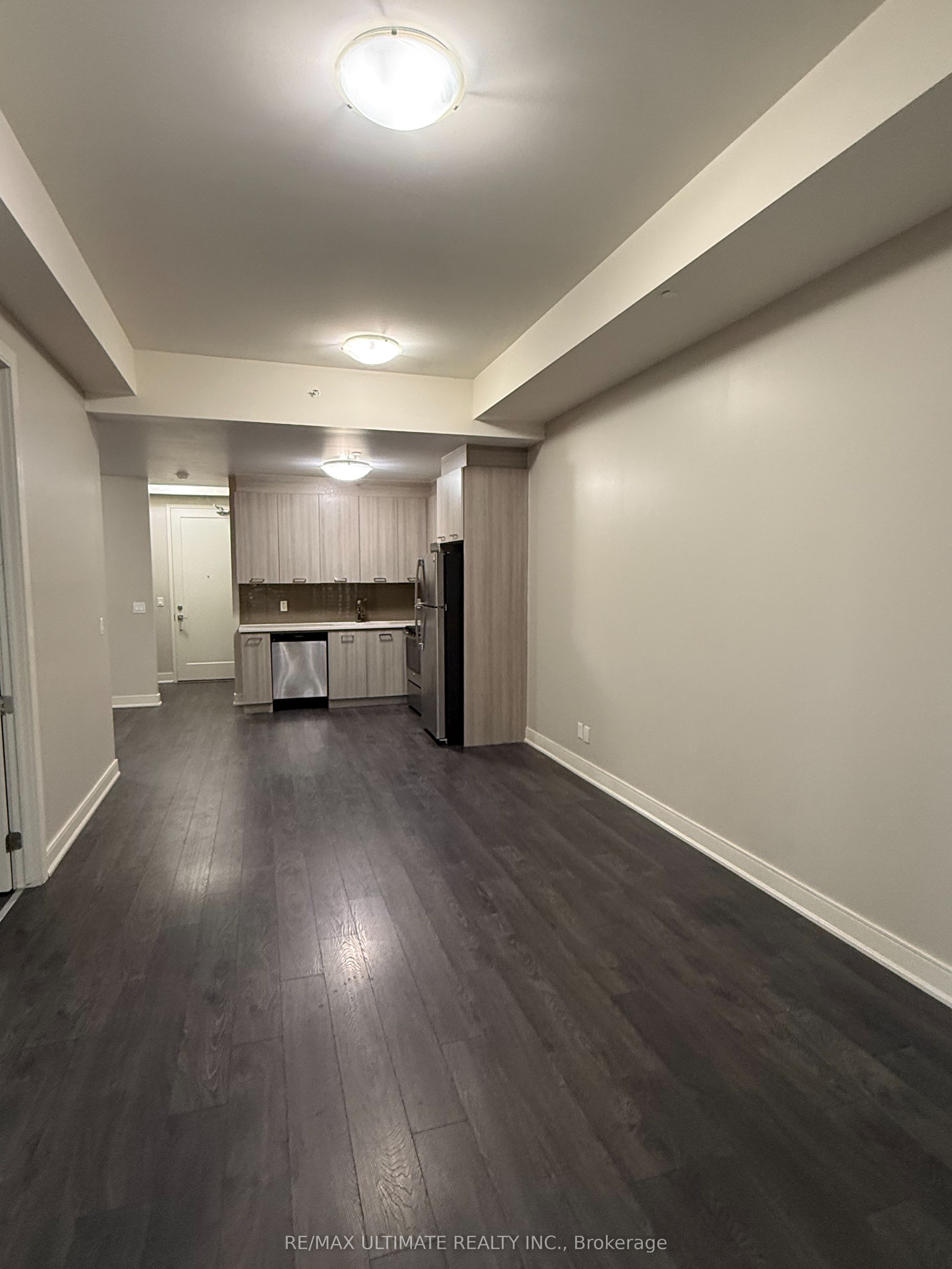 150 Main Street W 0413