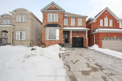 11 Bluffmeadow Street Brampton ON L6P 3K3