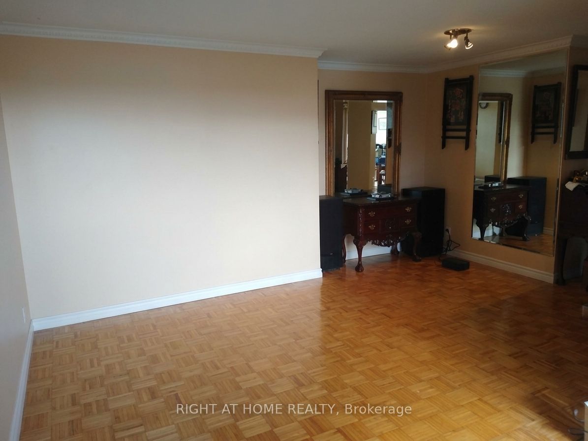 61 Markbrook Lane 706