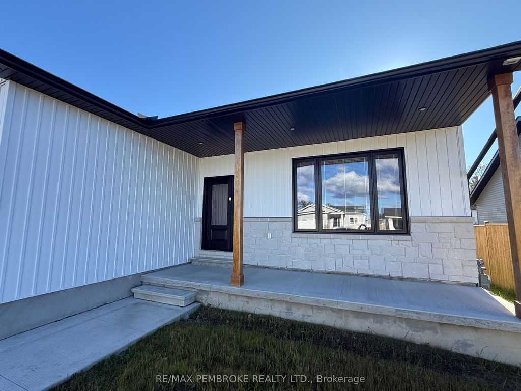 Photo of 18 Durant Street, Petawawa, ON K8H 0G2 (MLS # X12808190)