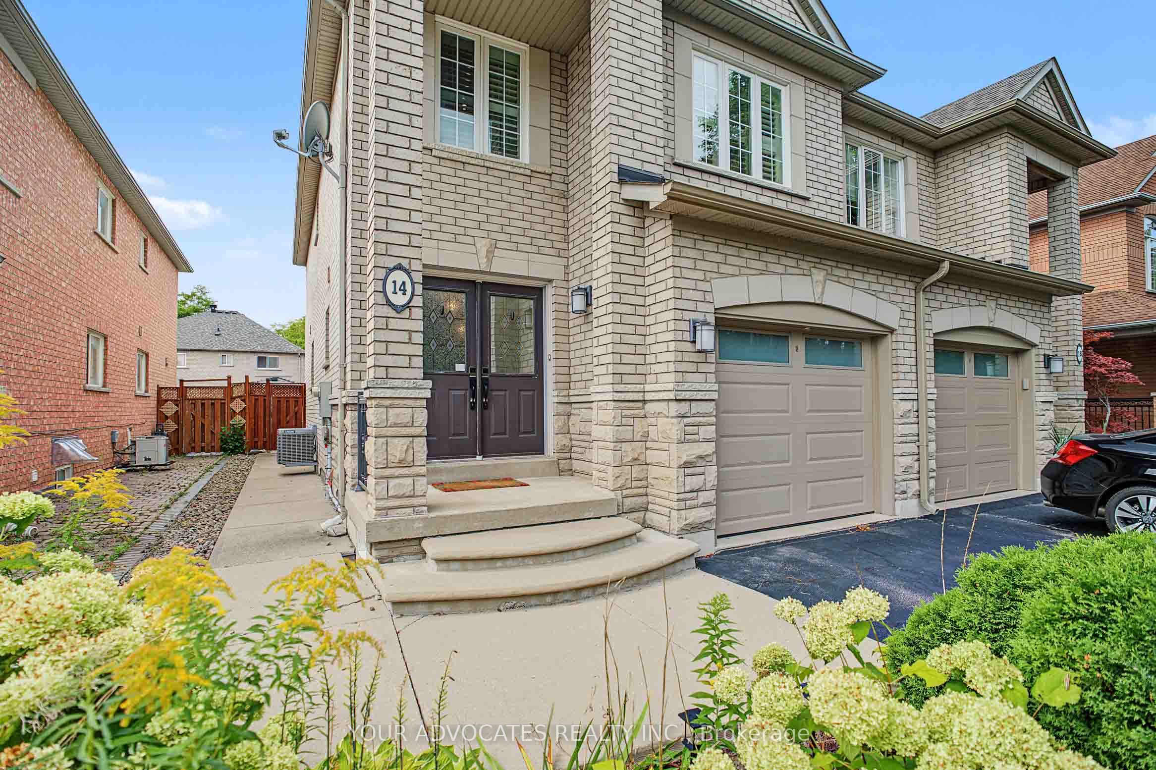 14 La Neve Avenue