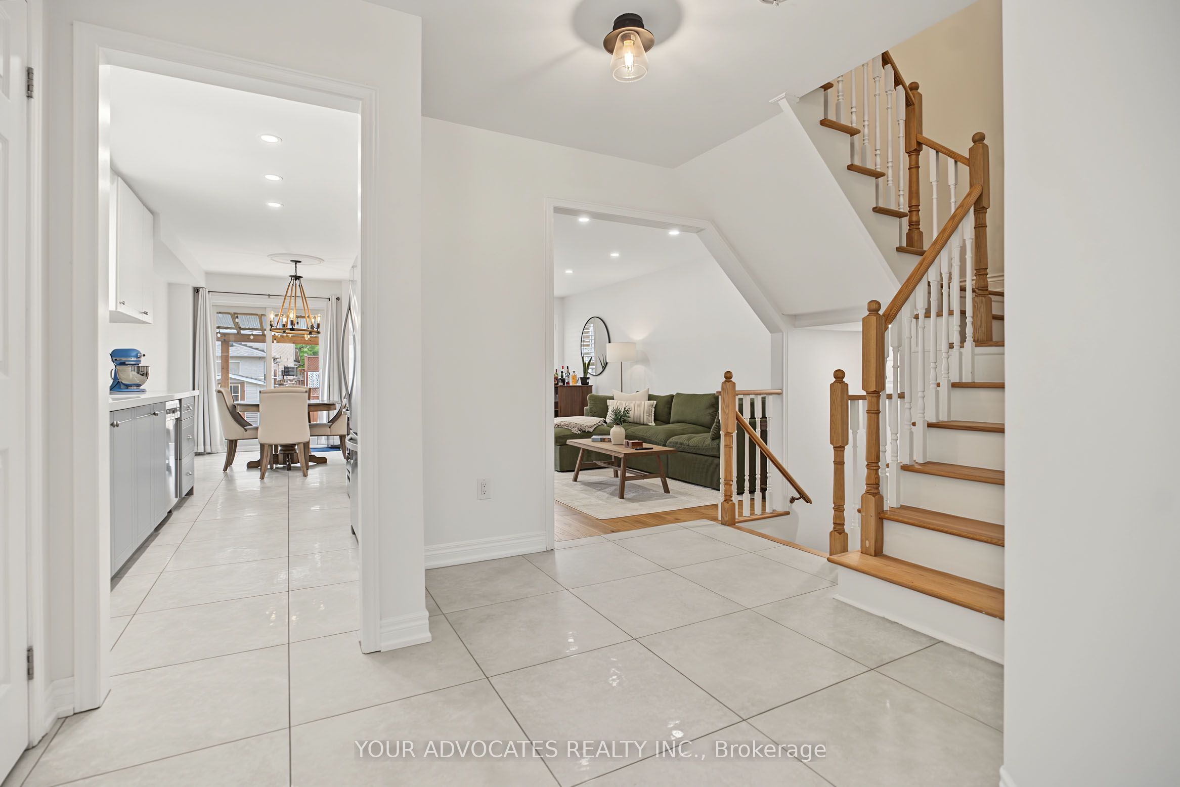 14 La Neve Avenue
