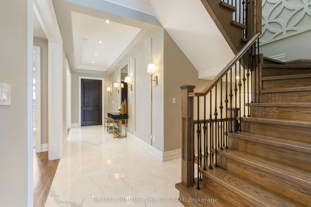 Photo of 5 Storey Crescent, Toronto, ON M9B 3C7 (MLS # W12412798)