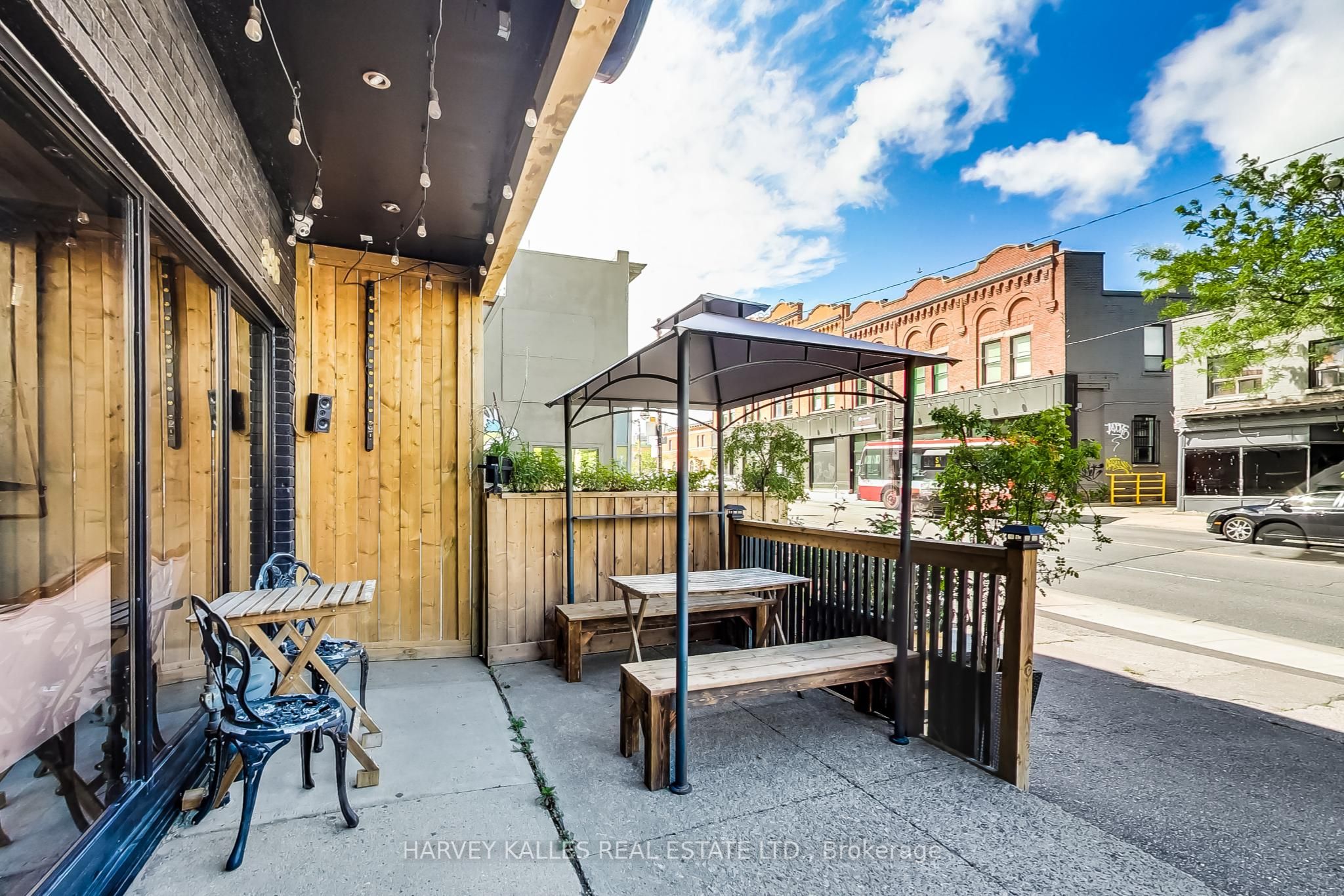 395 Keele Street