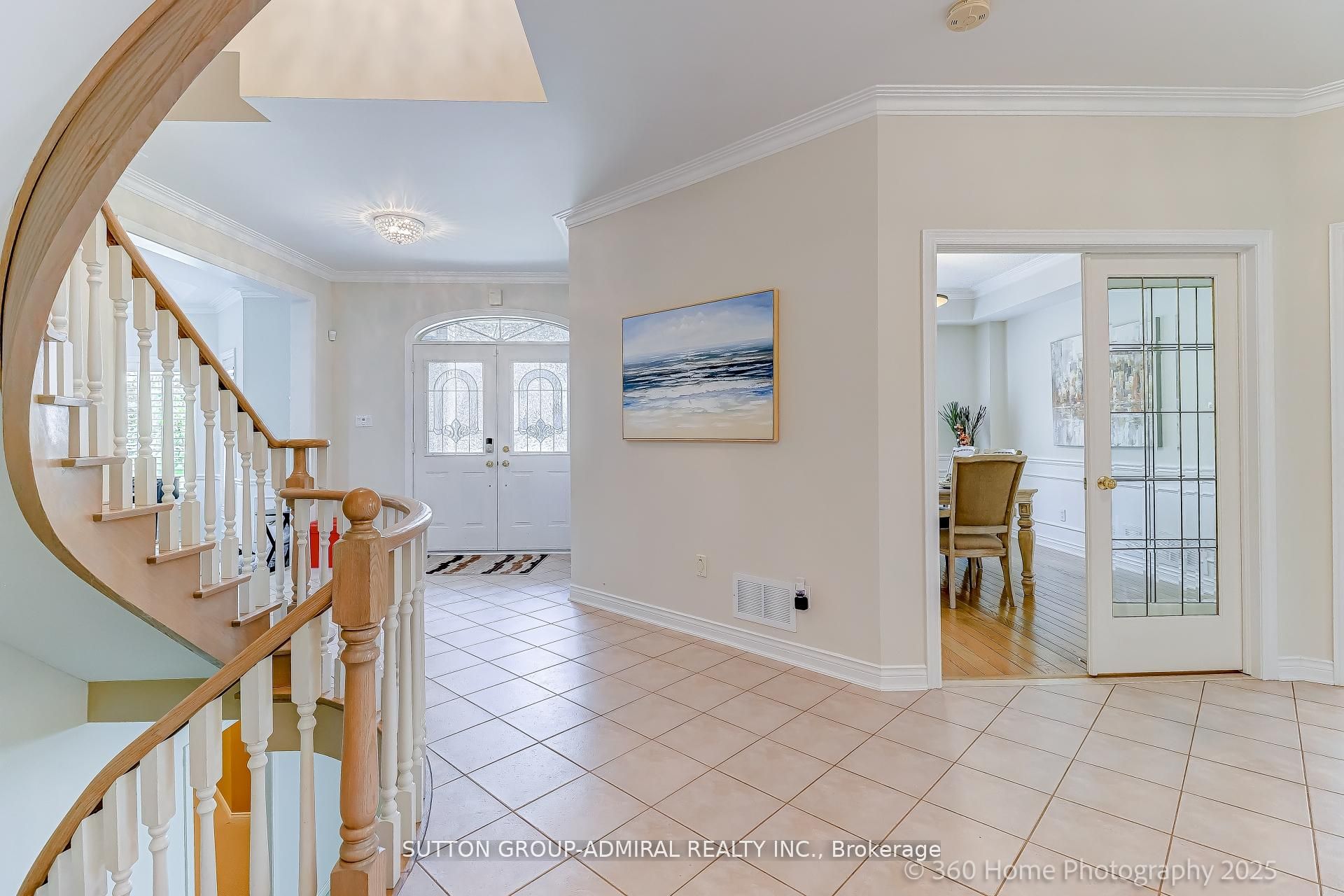 1591 Hampshire Crescent