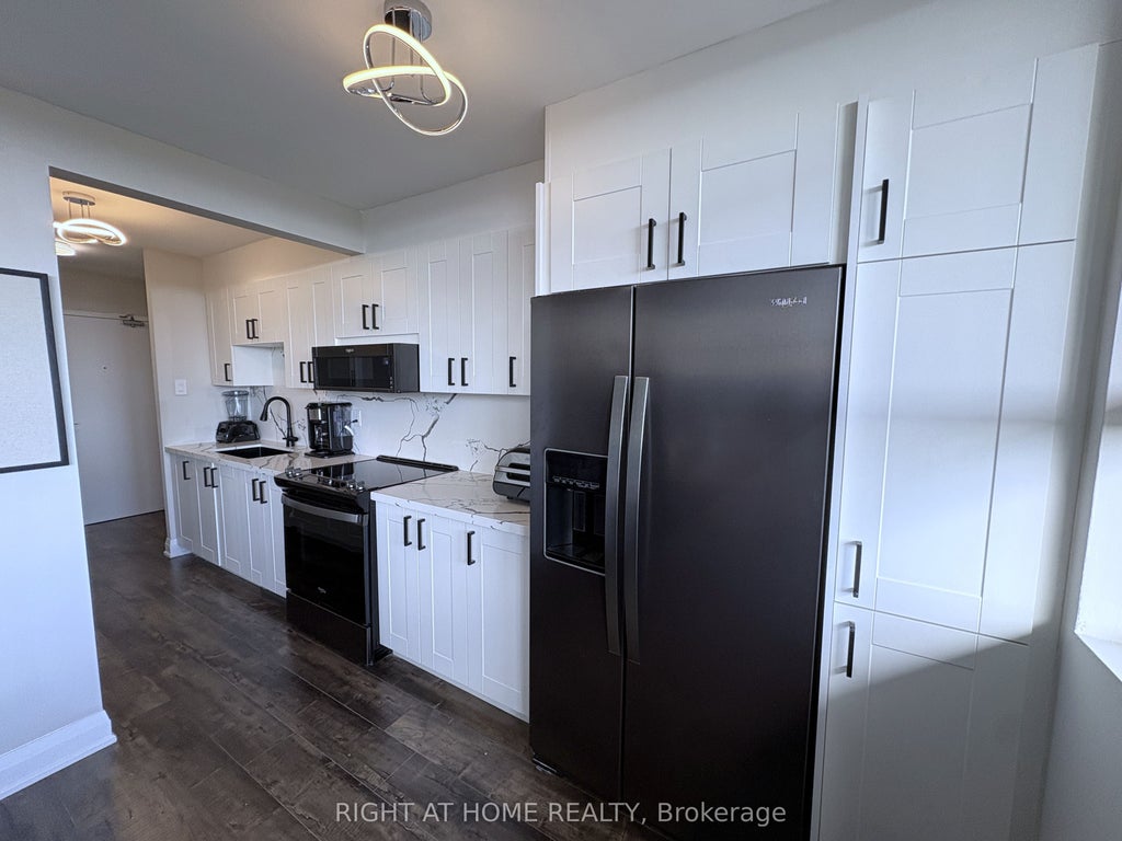 Photo of 1950 Kennedy Road #711, Toronto, ON M1P 4S9 (MLS # E14034838)