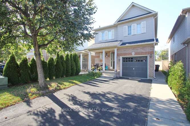 88 Ridgemore Crescent