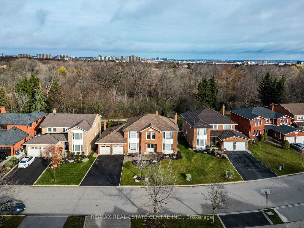 Photo of 76 Turtlecreek Boulevard, Brampton, ON L6W 3X9 (MLS # W12594850)