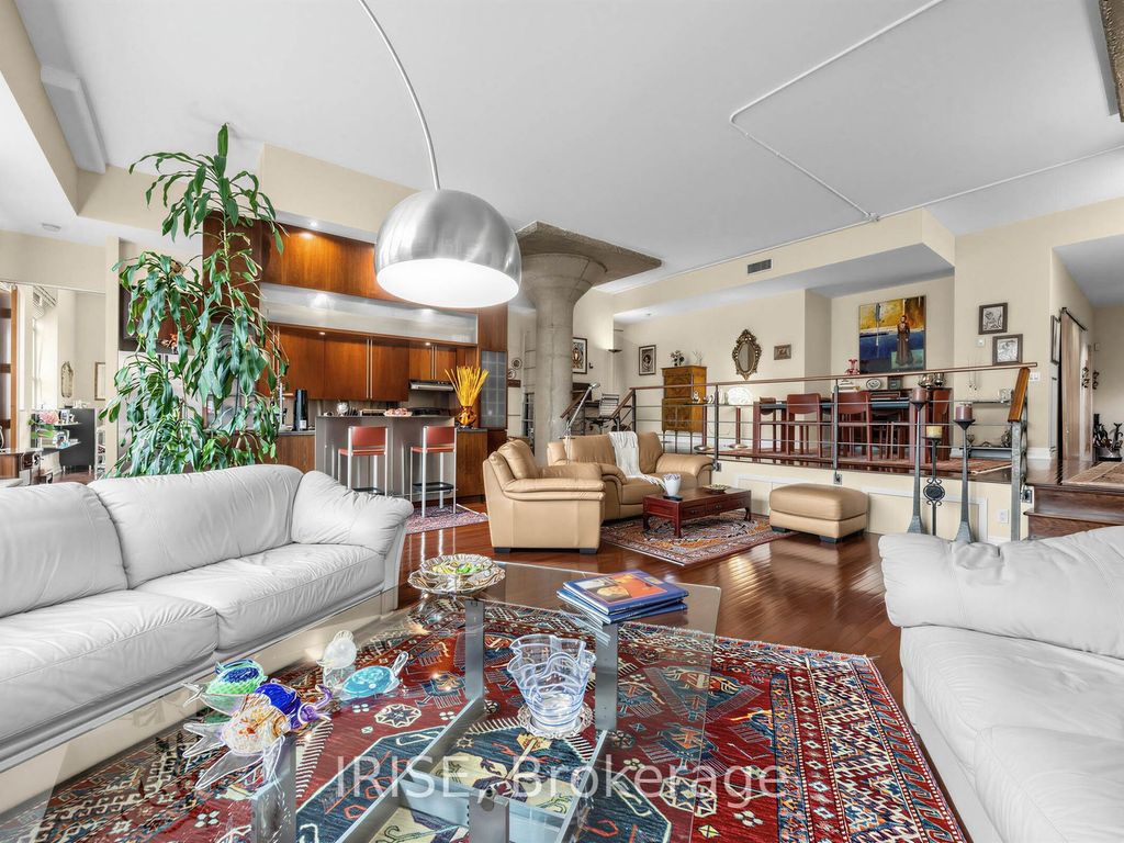 Photo of 155 Dalhousie Street W #1014, Toronto, ON M5B 2P7 (MLS # C13586750)