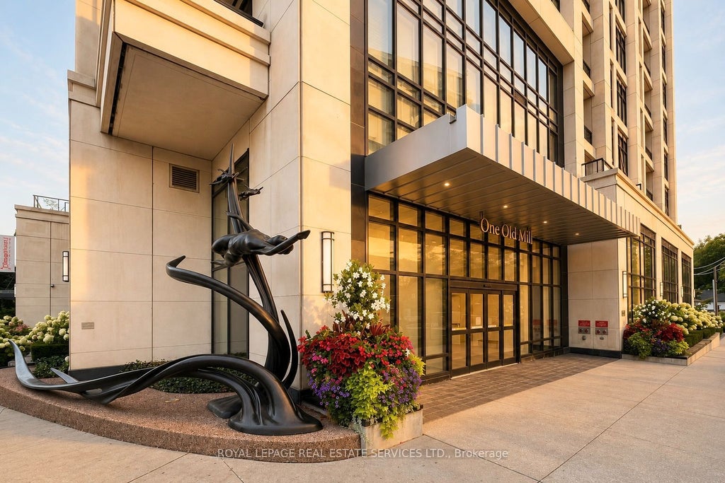 Photo of 1 Old Mill Drive #901, Toronto, ON M6S 0A1 (MLS # W13791916)
