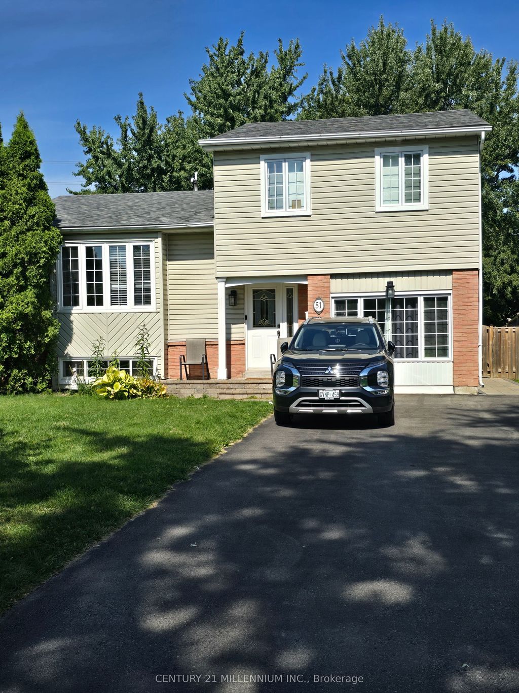 Photo of 51 Mancroft Crescent, Brampton, ON L6S 2V2 (MLS # W12417238)