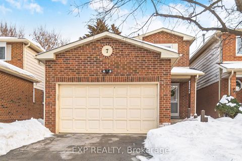 7 Ferri Crescent Brampton ON L6Z 1R8
