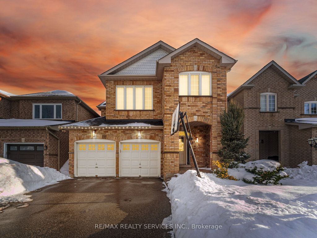 Photo of 33 Sewells Lane, Brampton, ON L7A 2Z9 (MLS # W12740876)