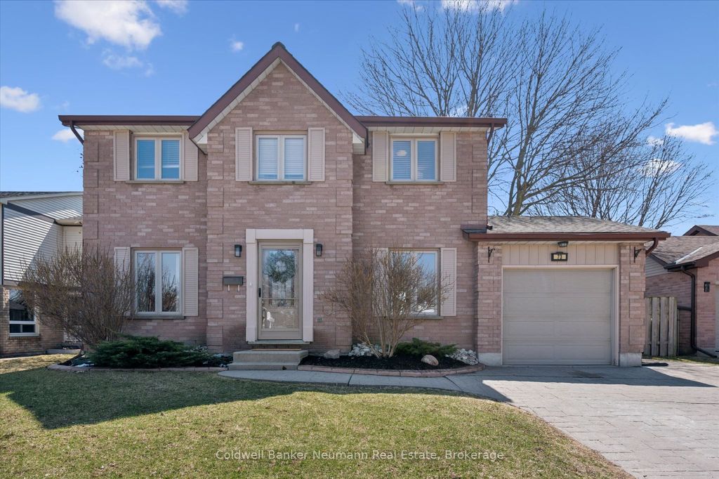 Photo of 73 Pathfinder Crescent, Kitchener, ON N2P 1S2 (MLS # X12974692)