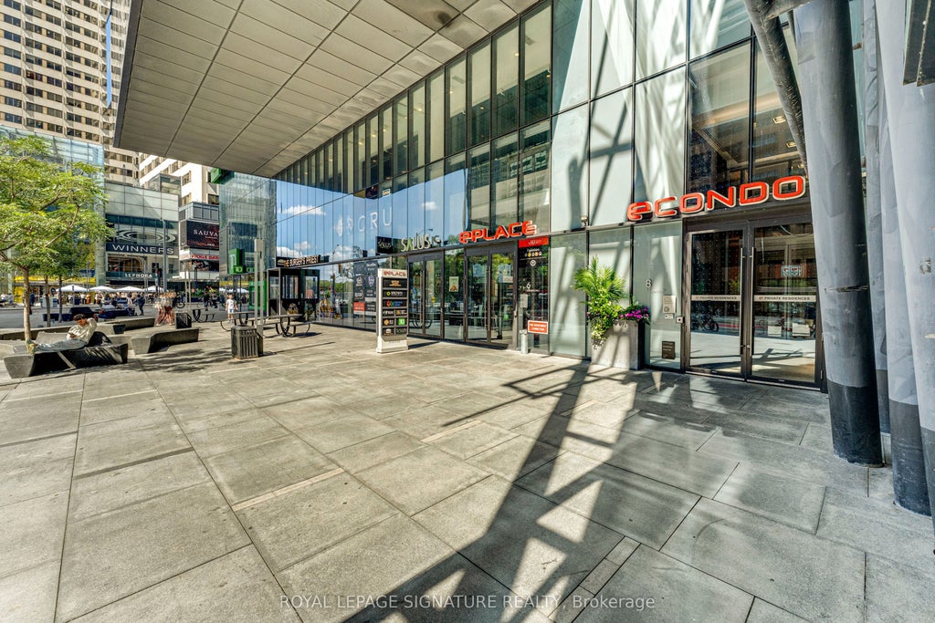 Photo of 8 Eglinton Avenue E #5009, Toronto, ON M4P 0C1 (MLS # C13752030)
