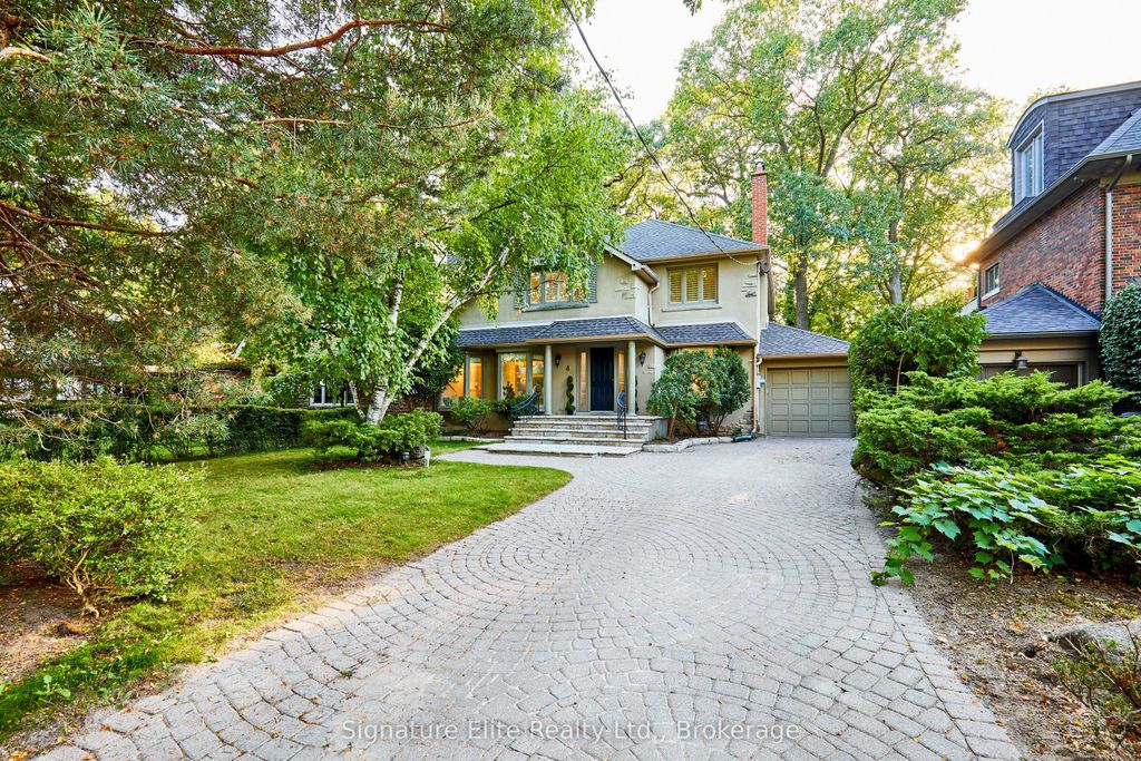 Photo of 4 Baby Point Terrace, Toronto, ON M6S 4S4 (MLS # W12688298)