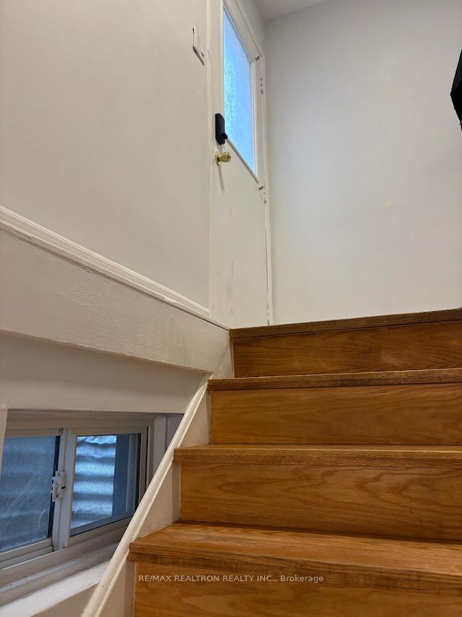 2 Guildwood Drive Bsmt