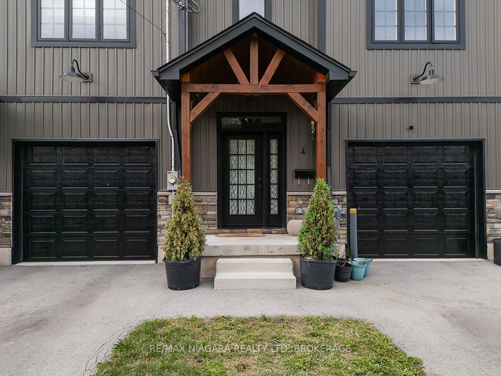 Photo of 47 Omer Avenue, Port Colborne, ON L3K 3Y4 (MLS # X12435640)