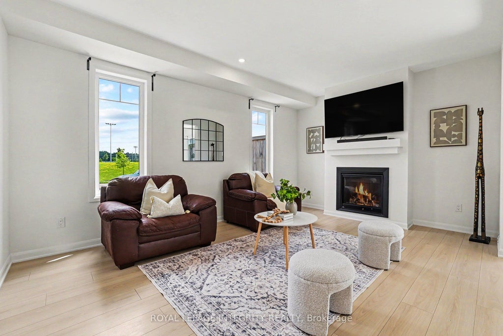 Photo of 301 Cloyne Crescent, Barrhaven, ON K2J 6W3 (MLS # X13541322)
