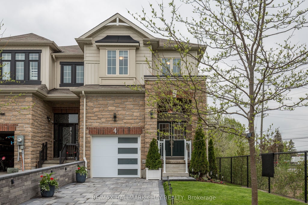 Photo of 4 Greenwood Drive, Essa, ON L3W 0N5 (MLS # N13183110)