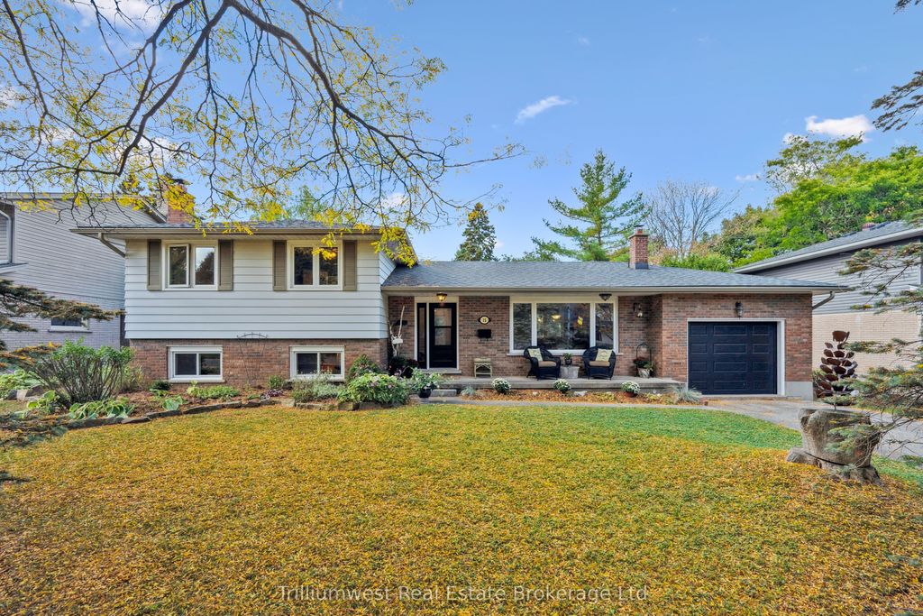 Photo of 15 Karen Avenue, Guelph, ON N1G 2N8 (MLS # X12450557)