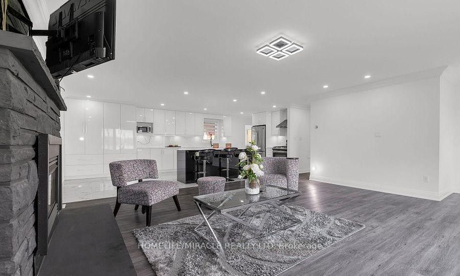 3035 Niagara Parkway