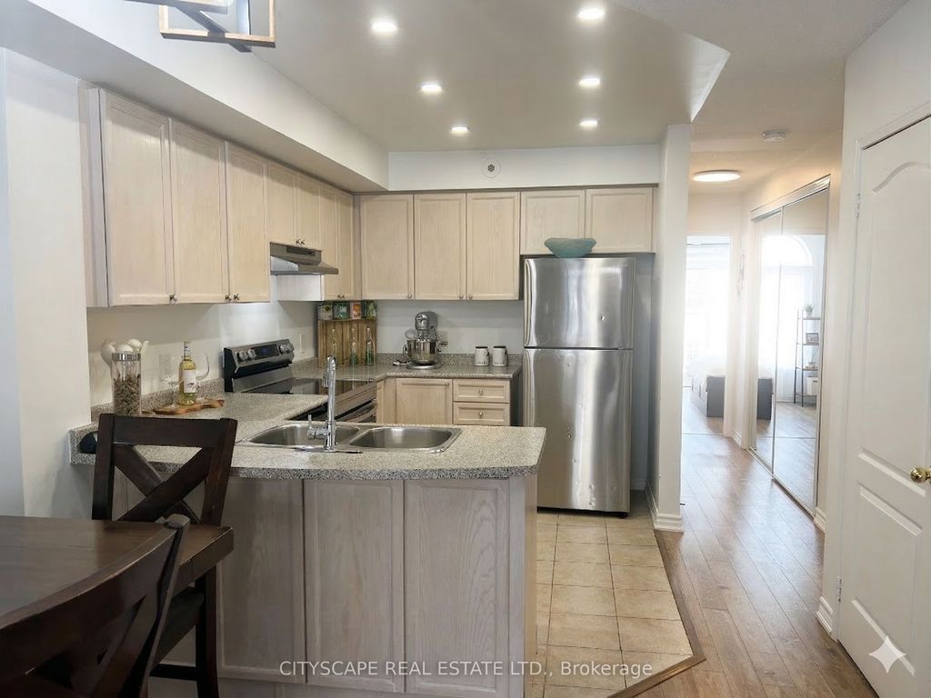 Photo of 601 Shoreline Drive #162, Mississauga, ON L5B 4K1 (MLS # W13044618)