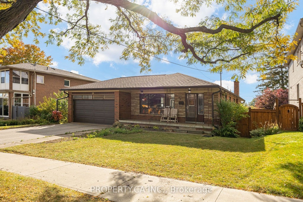 Photo of 28 Blue Springs Road, Toronto, ON M6L 2T3 (MLS # W14030752)