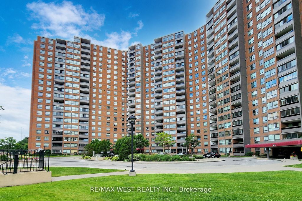 Photo of 627 The West Mall N/A #1810, Toronto, ON M9C 4X5 (MLS # W12429647)