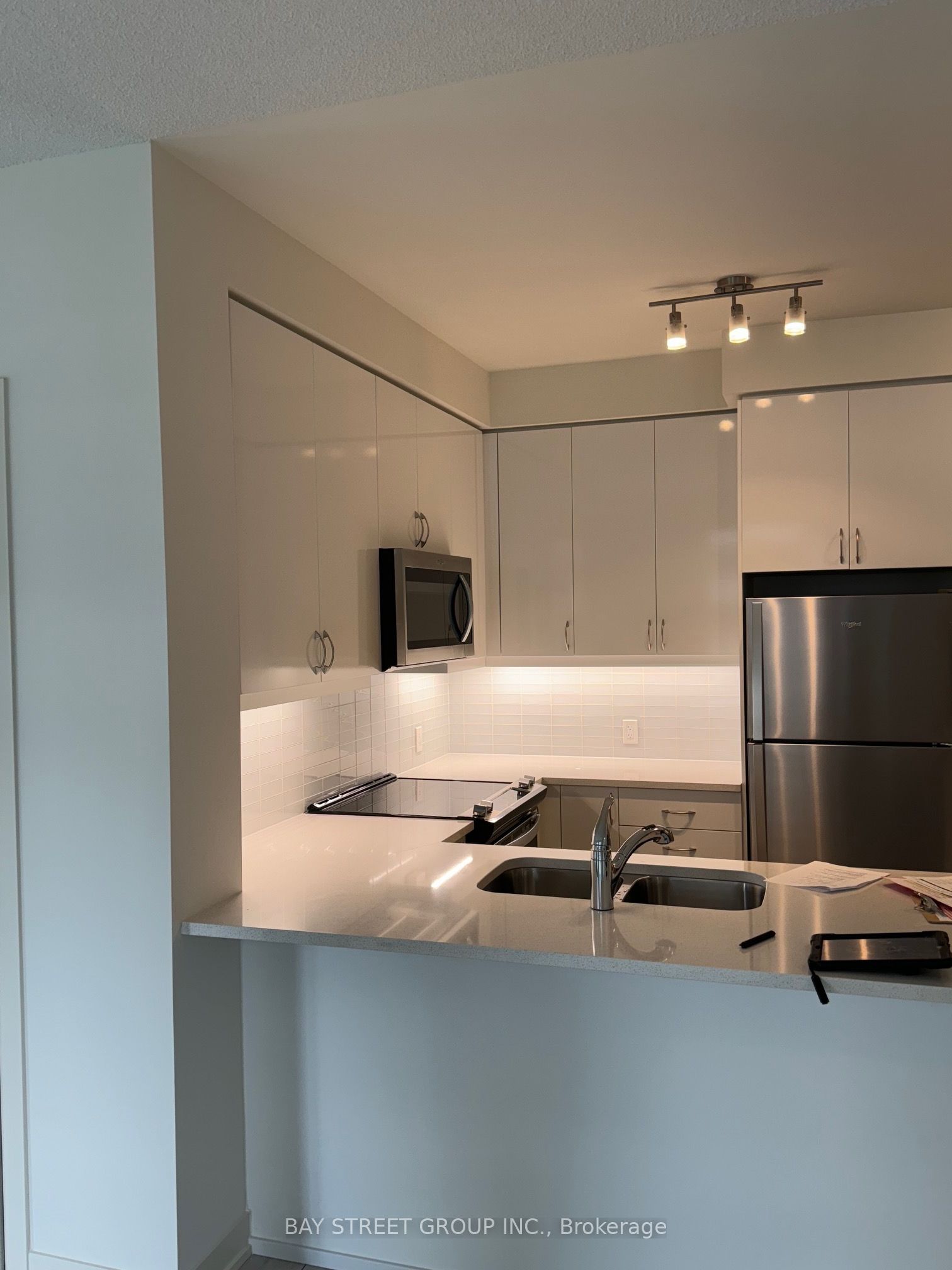 4955 Yonge Street 1006