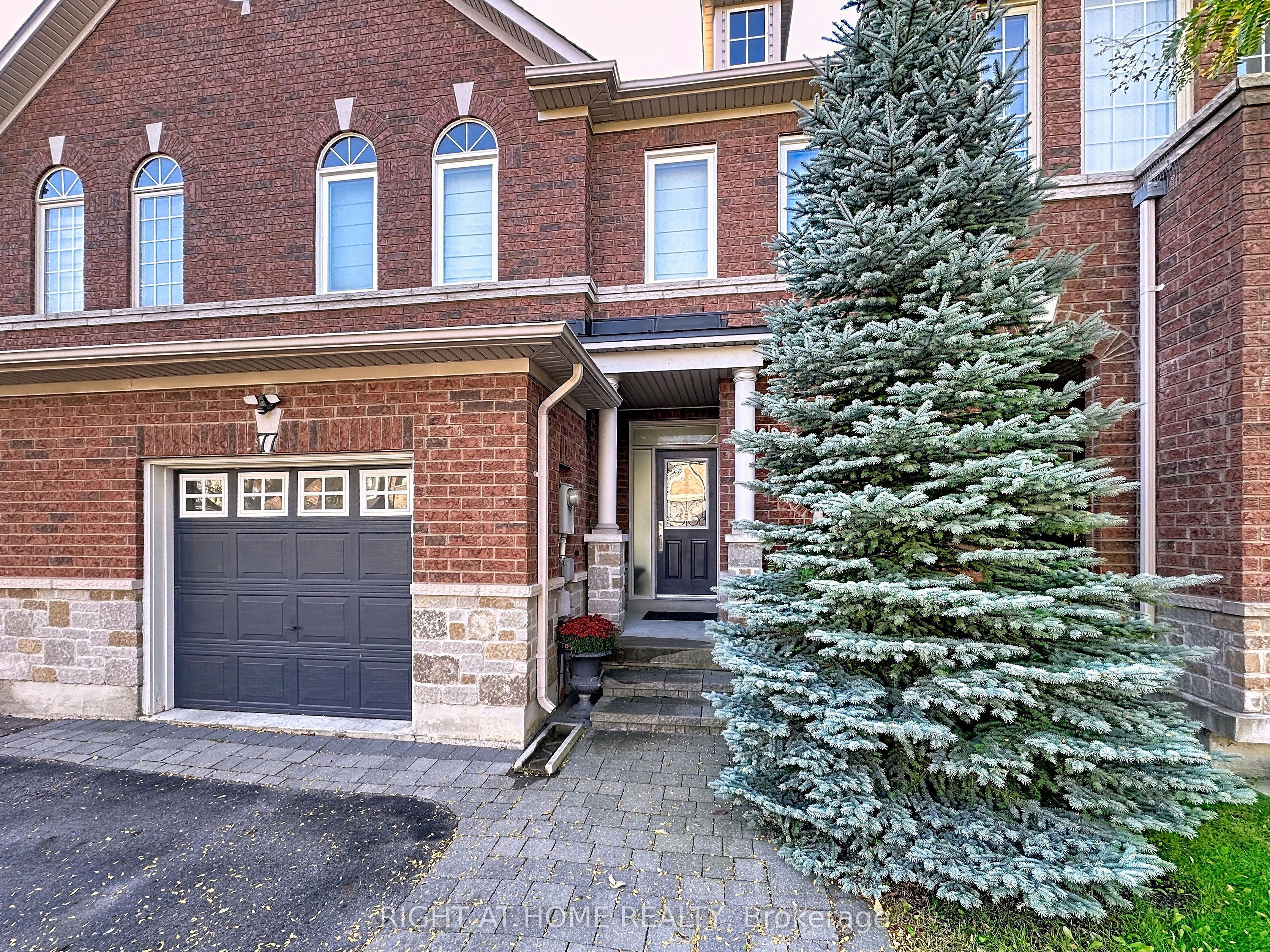 77 Gauguin Avenue