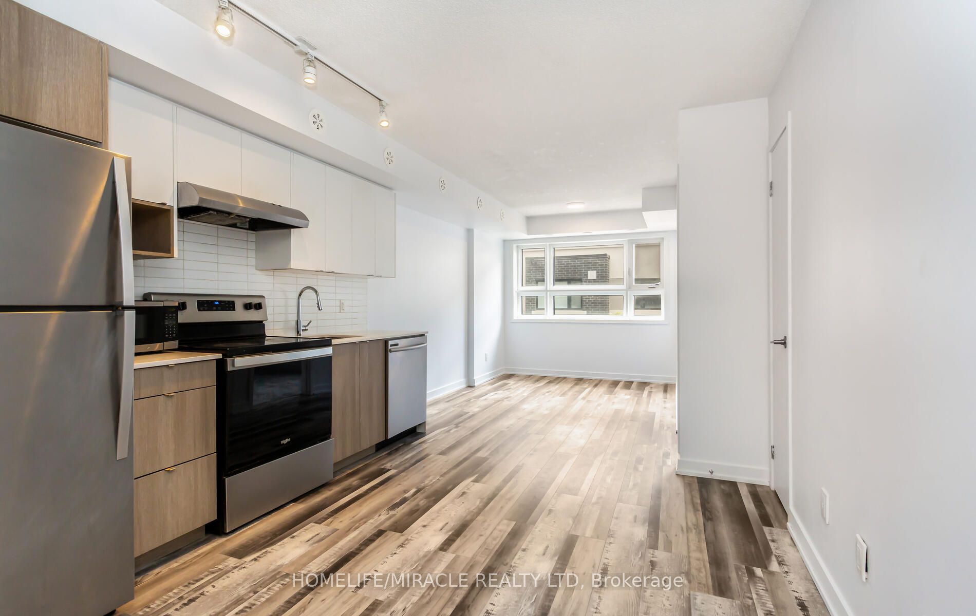 1137 Cooke Boulevard 203