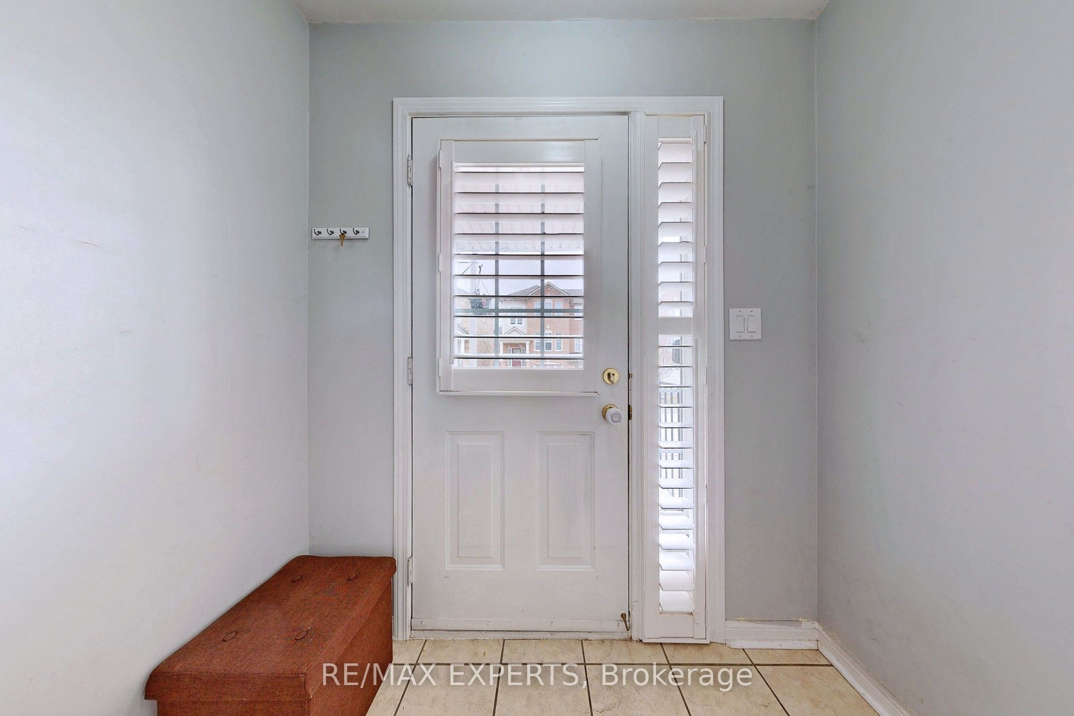 5980 Whitehorn Avenue 103