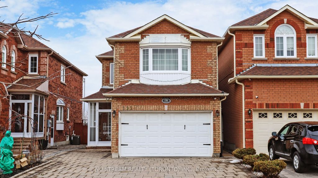 Photo of 191 Milliken Meadows Drive, Markham, ON L3R 0V9 (MLS # N12915822)