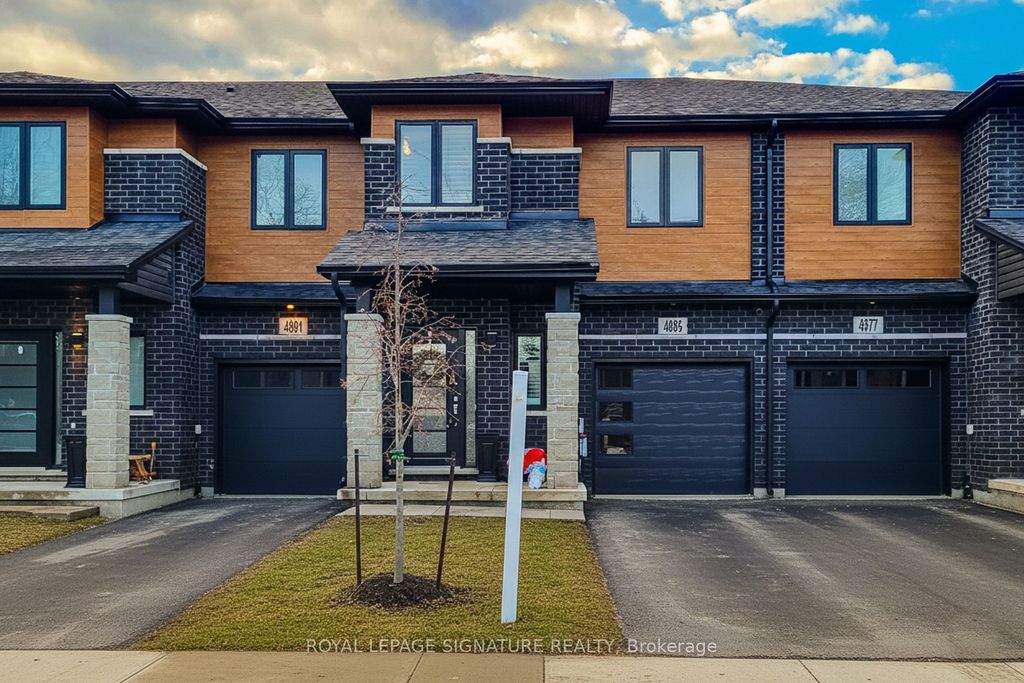 Photo of 4885 Pettit Avenue, Niagara Falls, ON L2E 0B7 (MLS # X12649270)