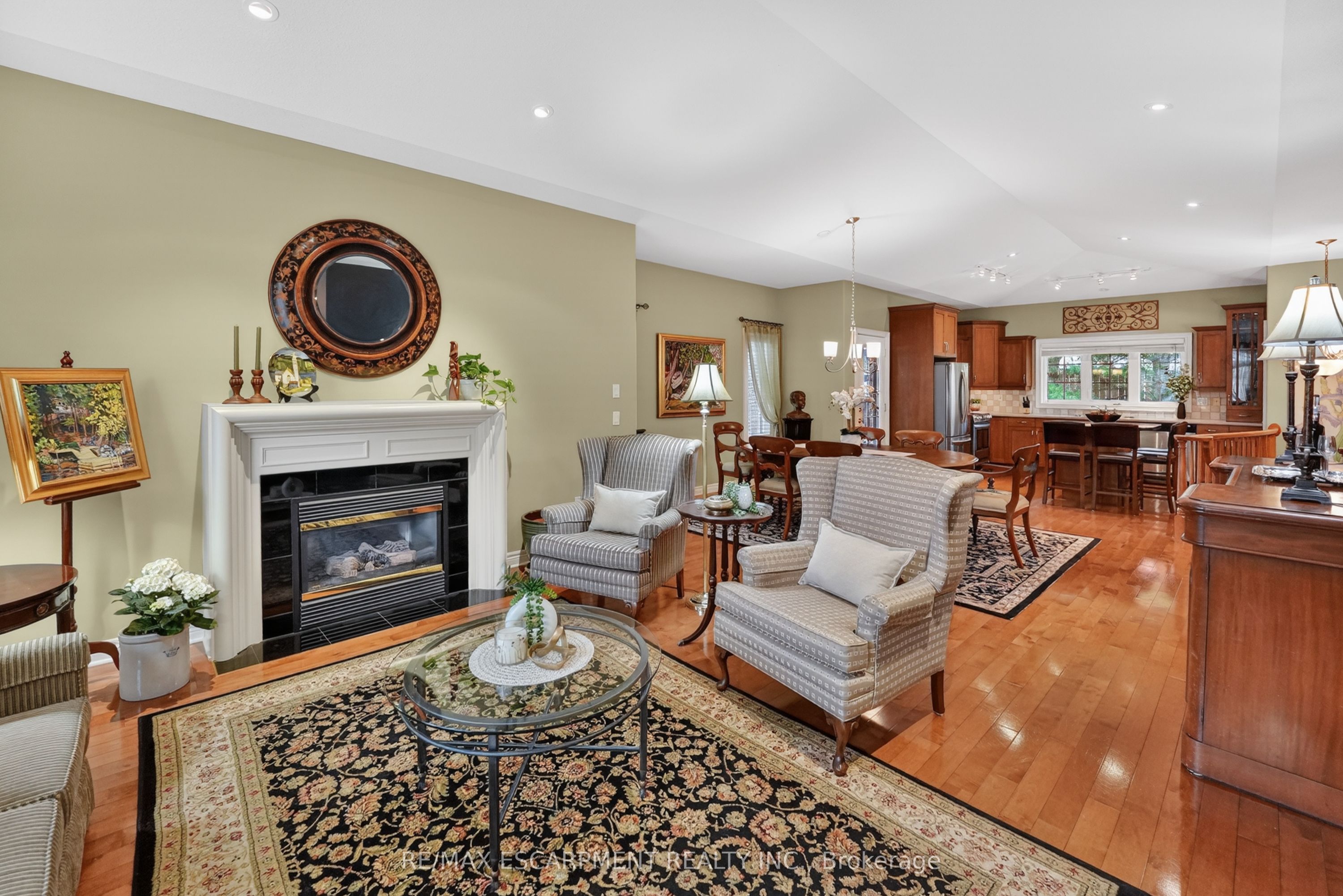 42 Concord Street 16