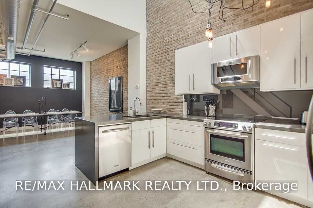 6 Bartlett Avenue 7