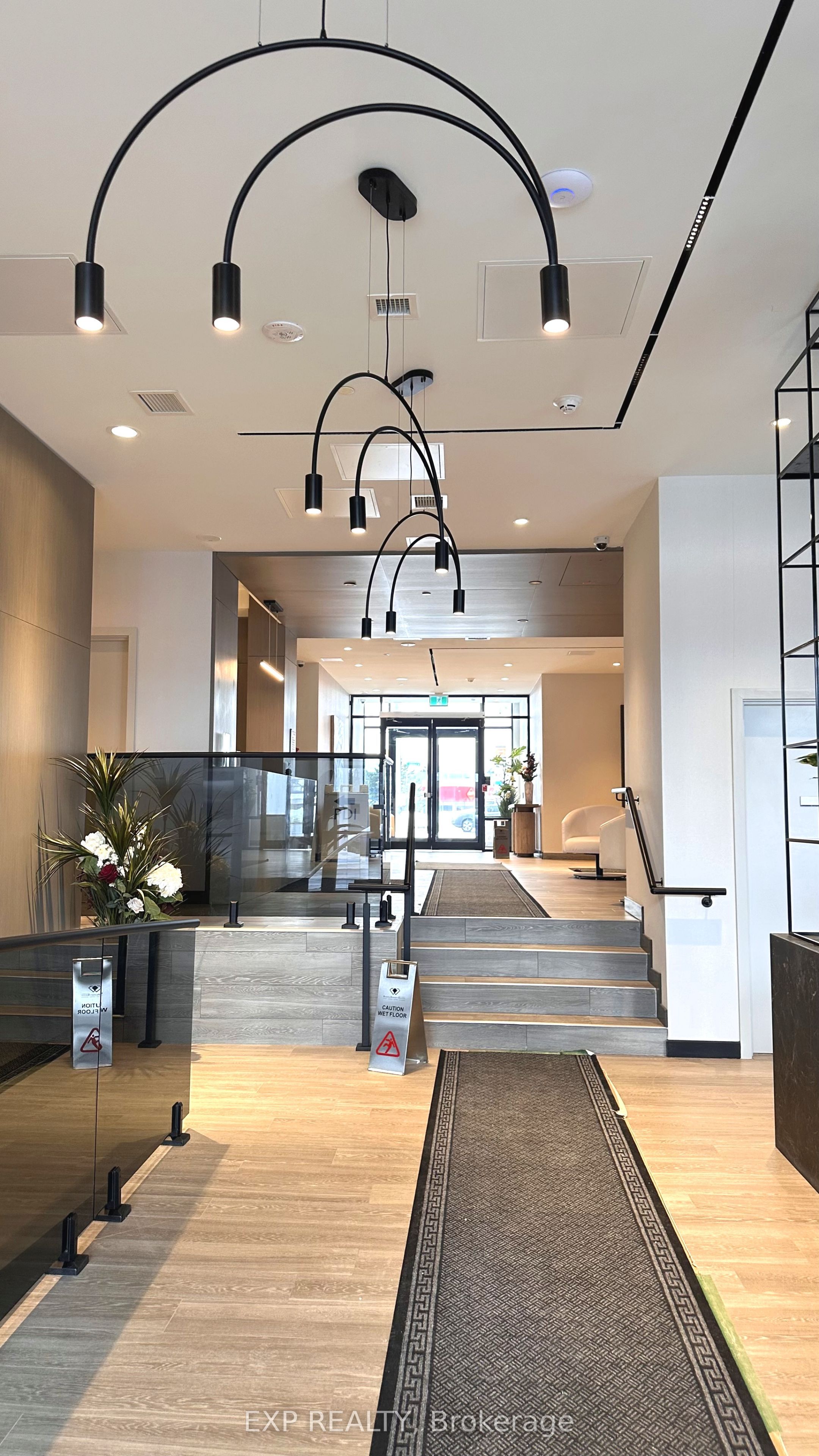 8020 Derry Road N/A 1406