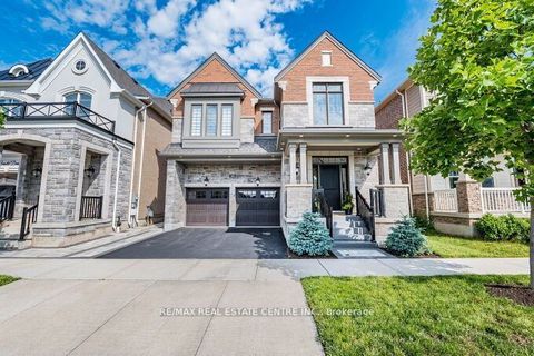 323 Harold Dent Trail Oakville ON L6M 1R3