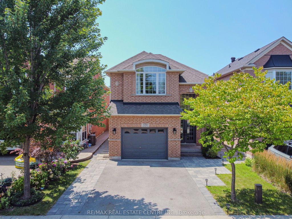 Photo of 2498 Longridge Crescent, Oakville, ON L6H 6S2 (MLS # W12745612)