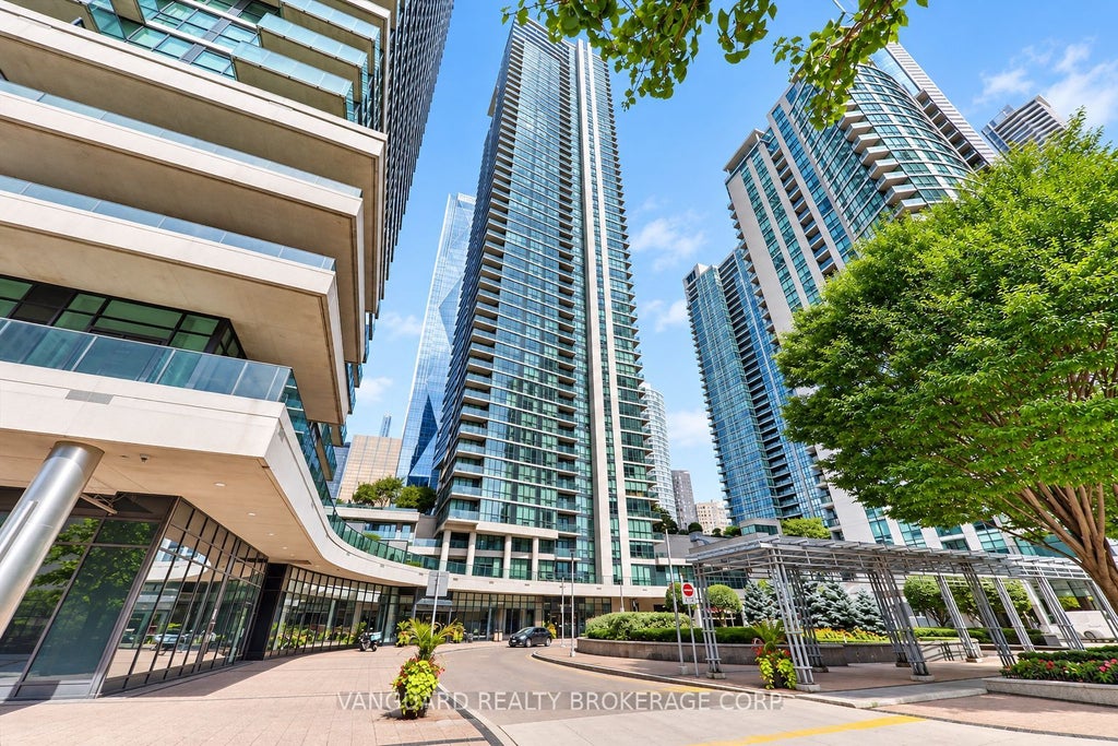 Photo of 16 Harbour Street #5104, Toronto, ON M5J 2C7 (MLS # C13820404)