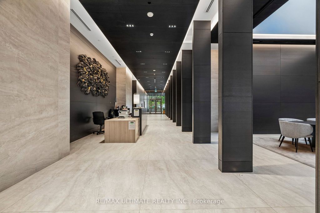 Photo of 2221 Yonge Street #3905, Toronto, ON M4S 2B4 (MLS # C13246642)