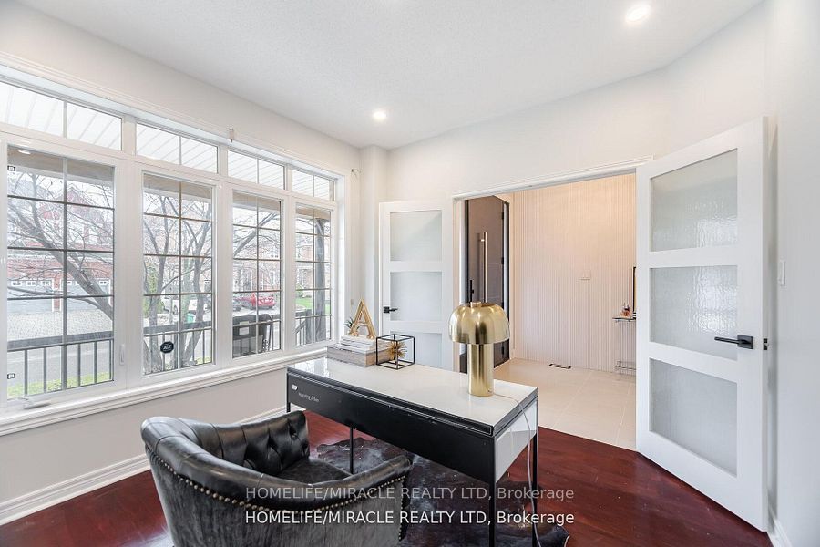 3278 Paul Henderson Drive