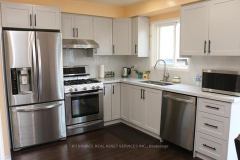 164 Stather Crescent Upper Markham ON L3S 2W9