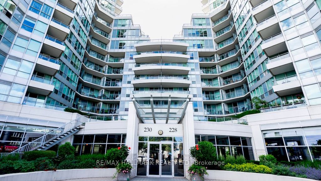 Photo of 230 Queens Quay W #2525, Toronto, ON M5J 2Y7 (MLS # C12409979)