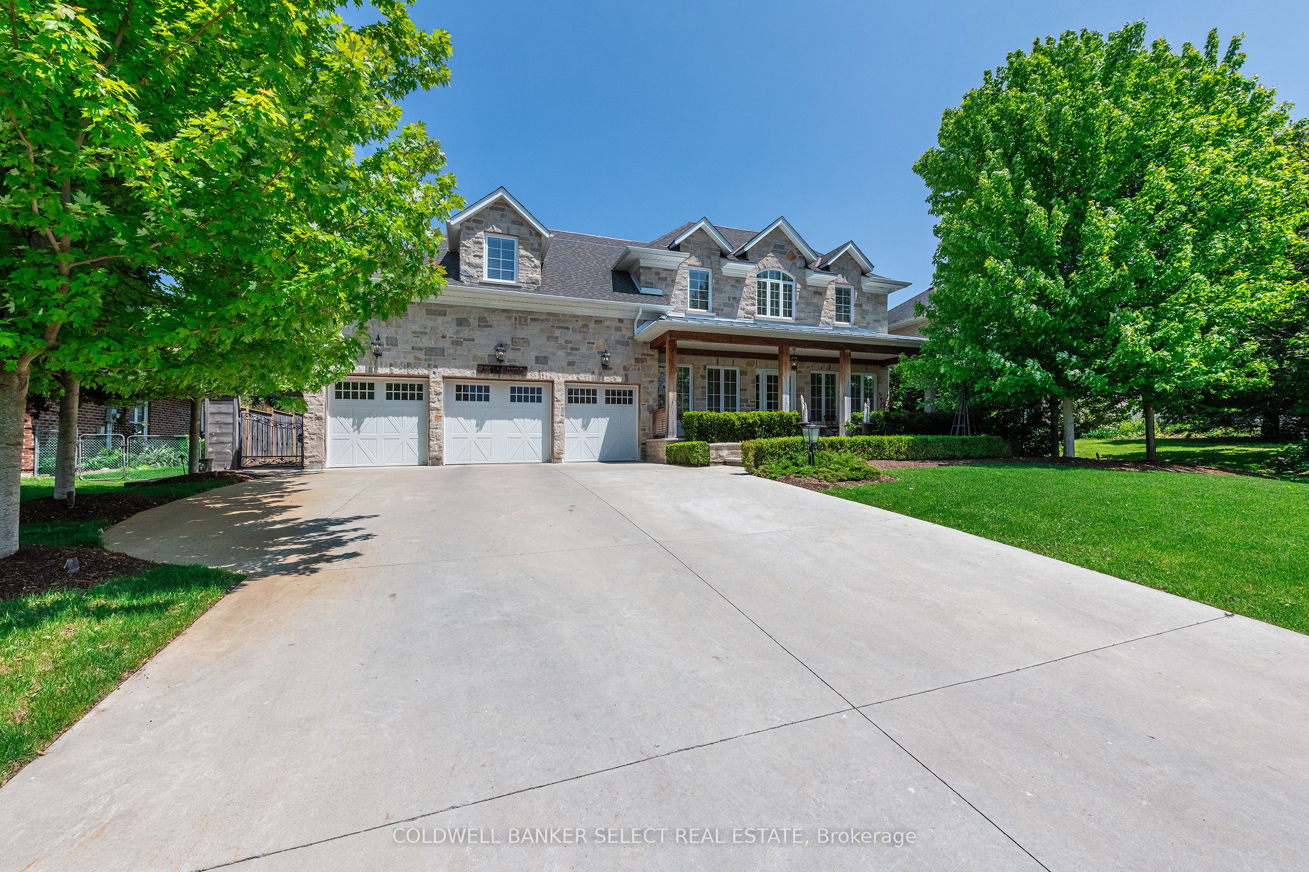 7 Dolan Drive