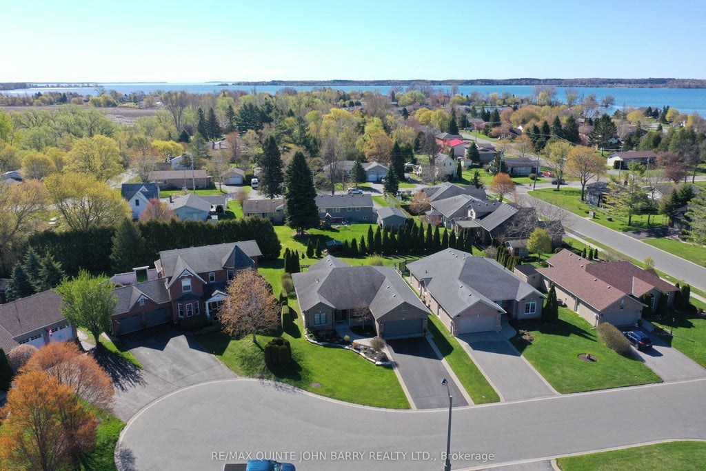 Photo of 4 Hickory Court, Brighton, ON K0K 1H0 (MLS # X13688848)