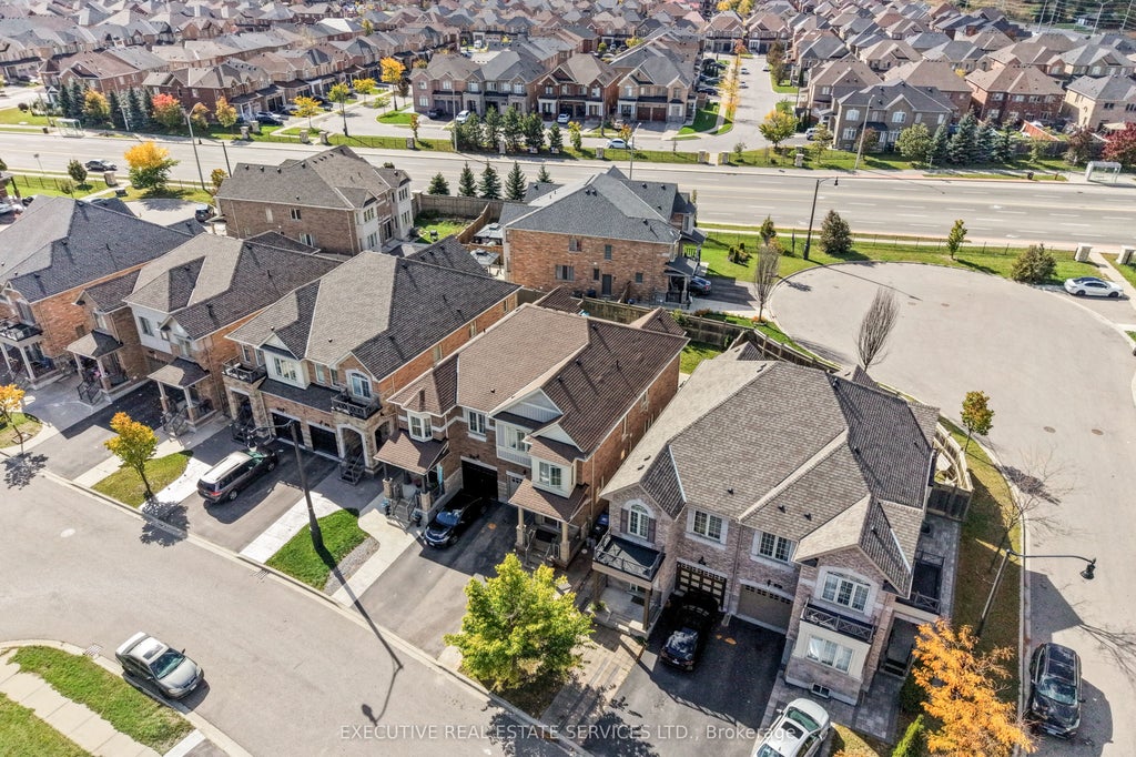 Photo of 52 Bernadino Street, Brampton, ON L6P 4G1 (MLS # W14105236)