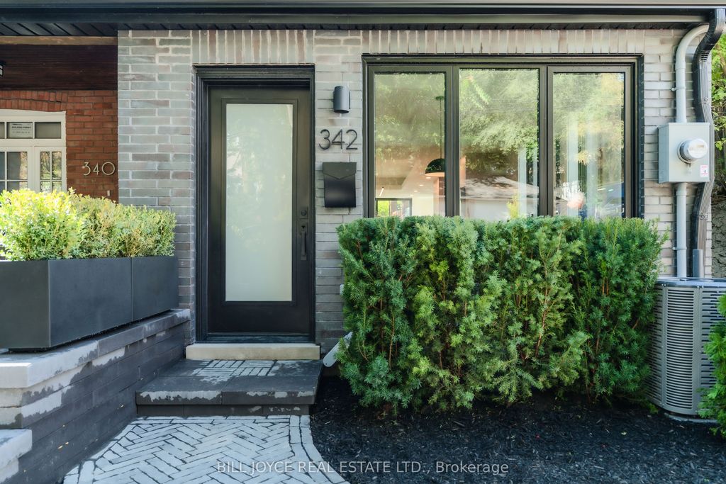 Photo of 342 LEE Avenue, Toronto, ON M4E 2P8 (MLS # E12580208)